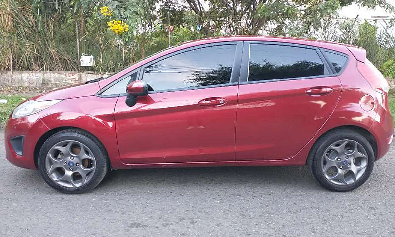 Ford Fiesta Se Sport...