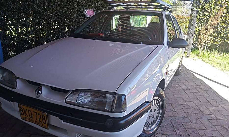 Renault 19...