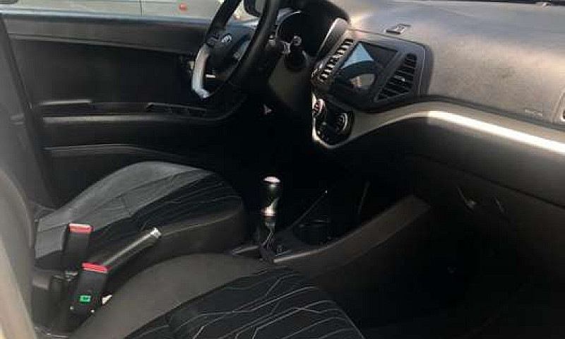 Vendo Kia Summa 2017...