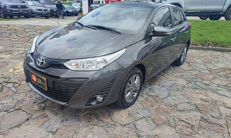 Toyota Yaris Xl...