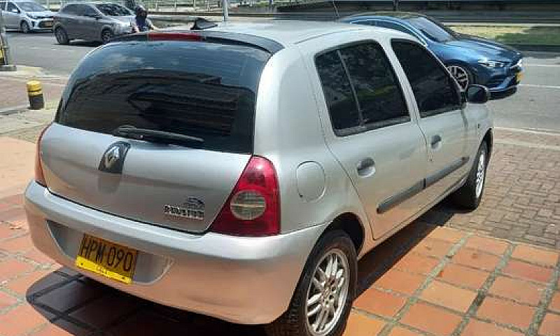 Renault  Clio  Campu...