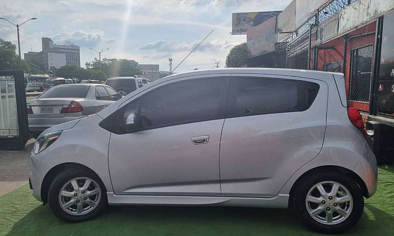 Chevrolet Spark Gt M...