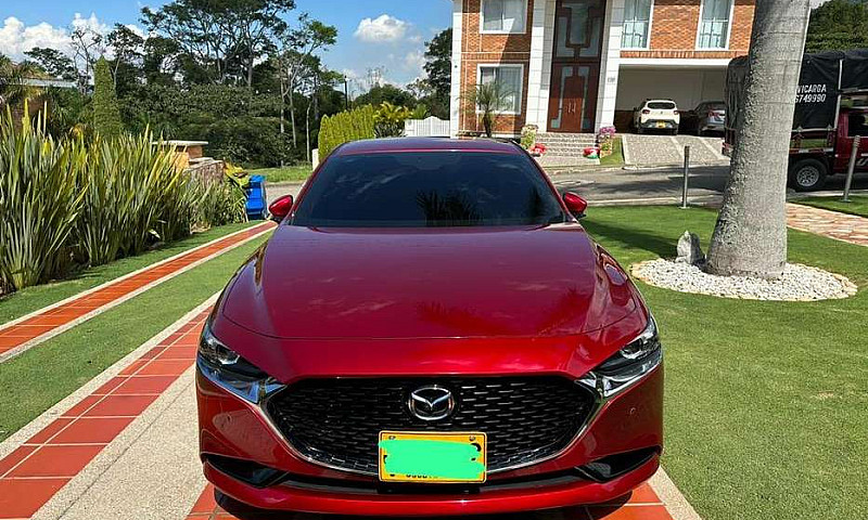 Mazda 3 Touring 2022...