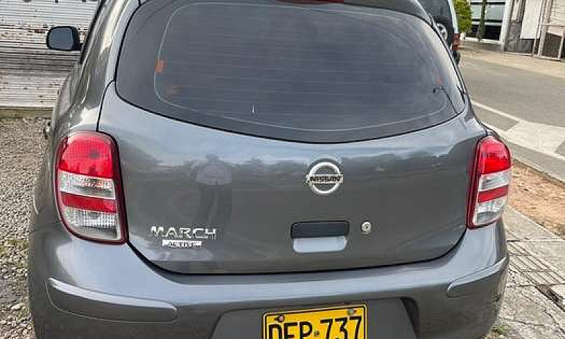 Nissan March Active ...