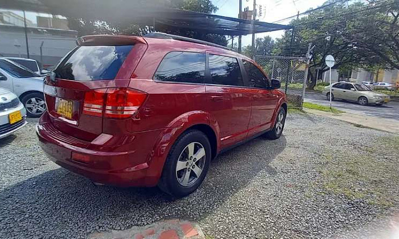 Dodge Journey 2010...