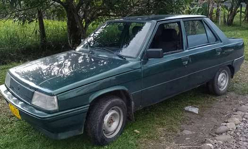 Se Vende Renault 9...