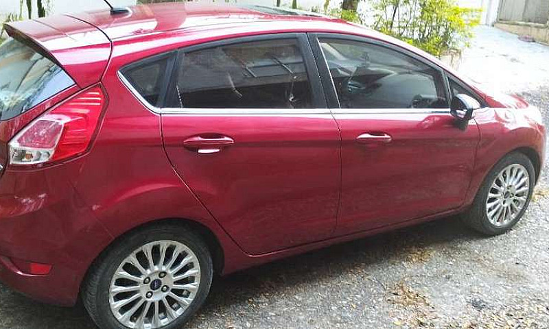 Ve Do Ford Fiesta Ti...