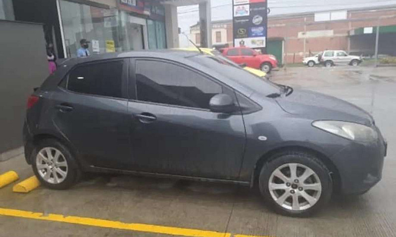 Se Vende Mazda 2 Exc...