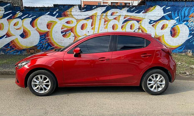 Mazda 2 Touring 2017...