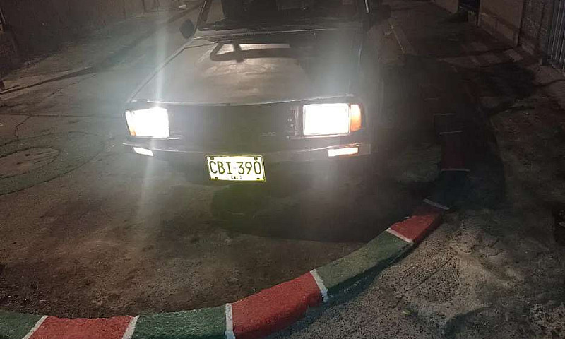 Camioneta Dacia...