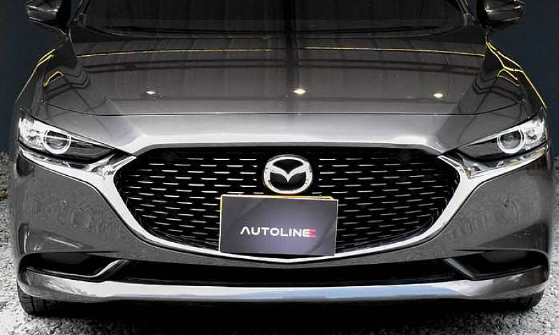 Mazda 3 Touring 2021...