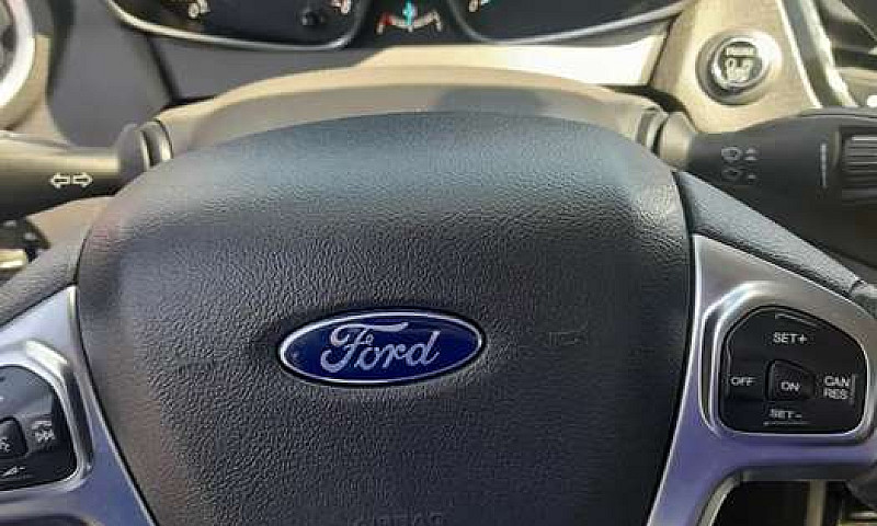 Vendo Carro  Ford Fi...