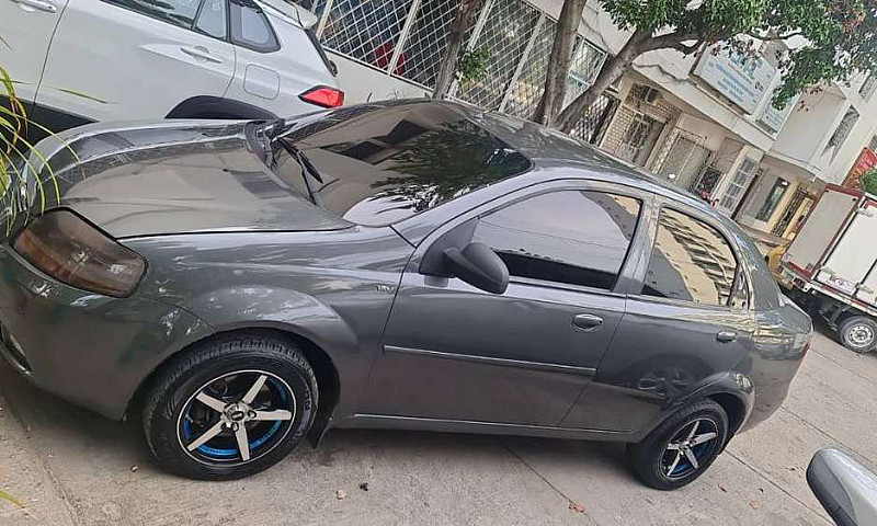 Chevrolet Aveo Sedan...