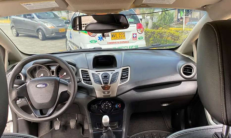 Ford Fiesta Se  Mode...