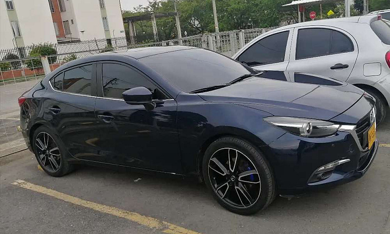 Mazda 3 Grand Tourin...