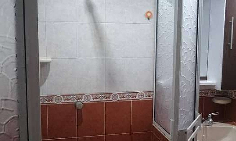 Arriendo Apto Multif...
