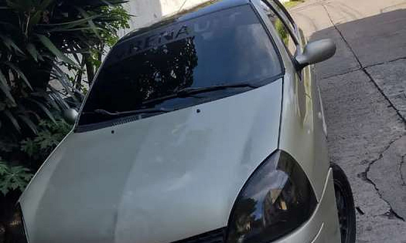 Vendo Hermoso Clio 2...
