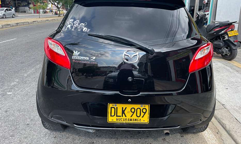 Mazda 2 2.012 Full...