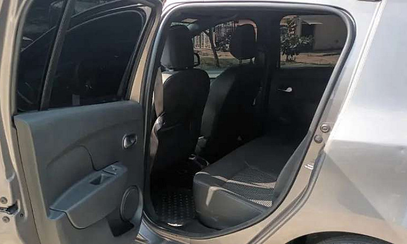 Se Vende Renault San...