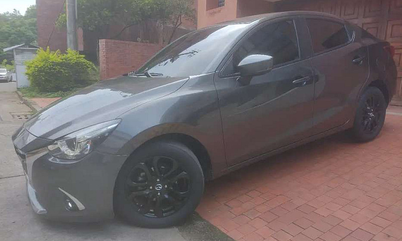 Relindo Mazda 2; Mod...