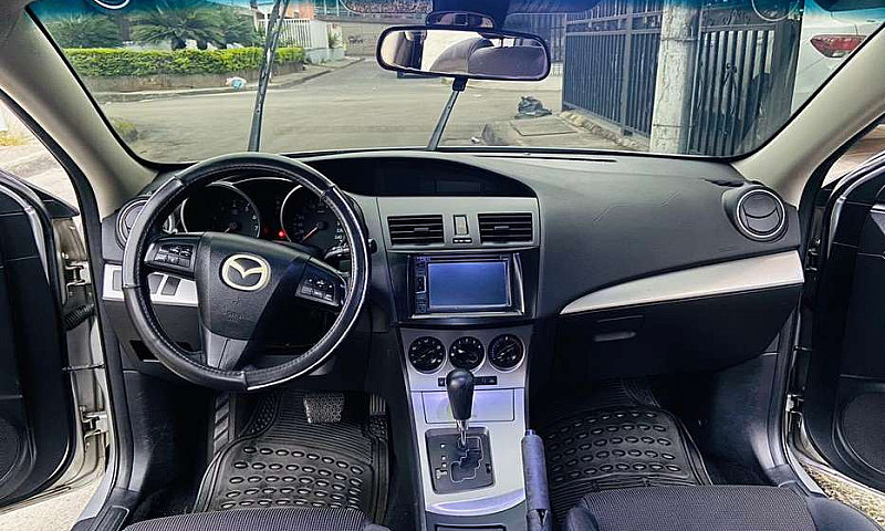 Mazda 3 All New 2011...