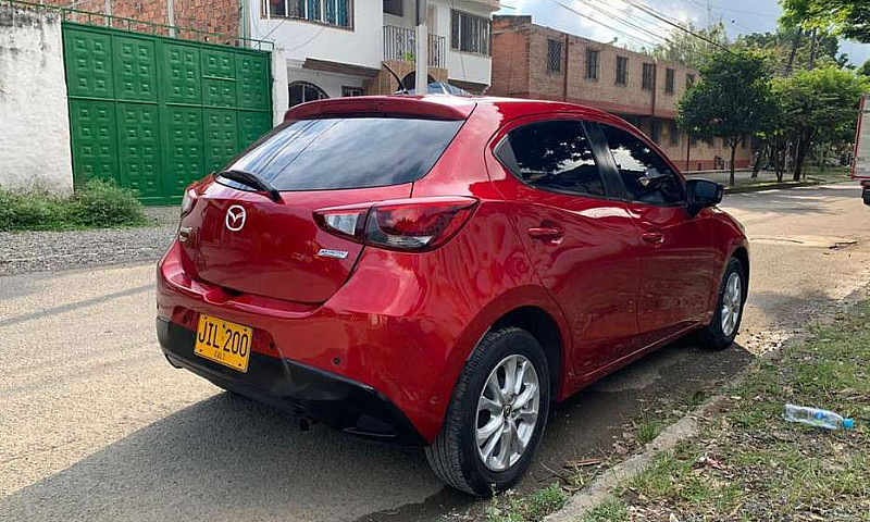 Mazda 2 Touring 2017...