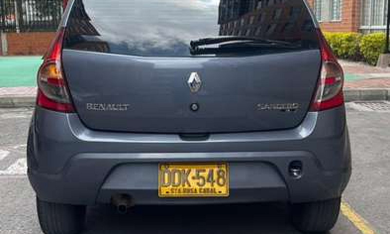 Renault Sandero 2010...