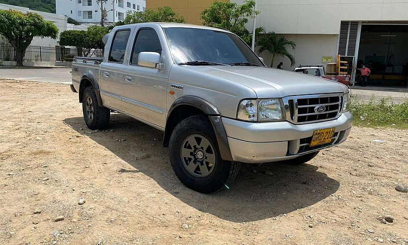 Ford Ranger 4X4 Gaso...