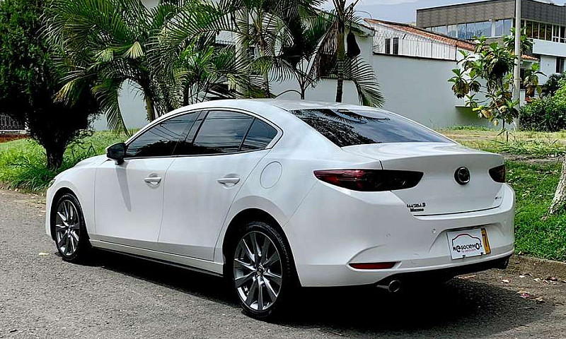 Mazda 3 Grand Tourin...