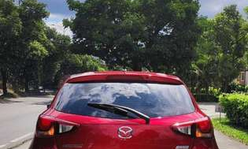 Mazda 2 Touring...