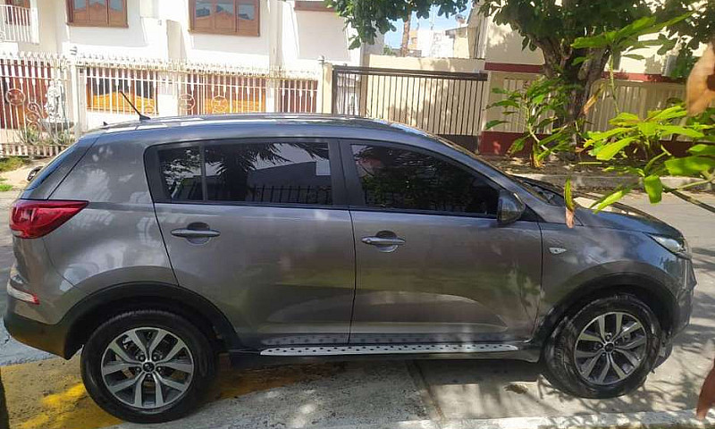 Vendo Kia Sportage R...