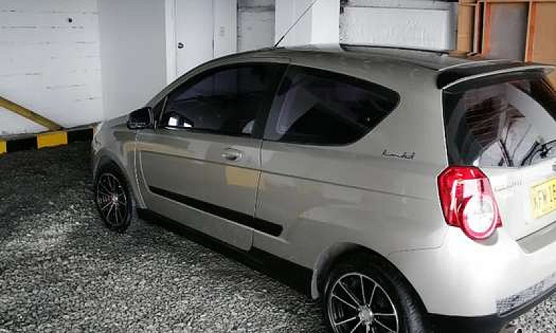 Vendo Hermoso Aveo E...