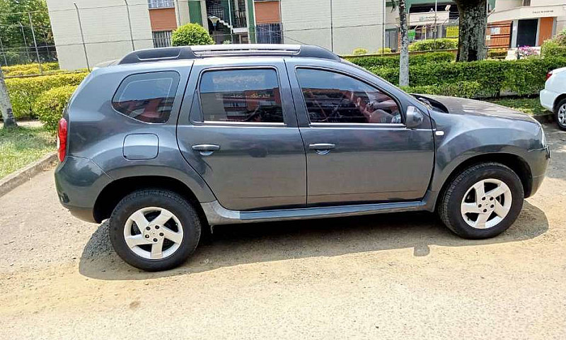 Renault Duster Dinam...
