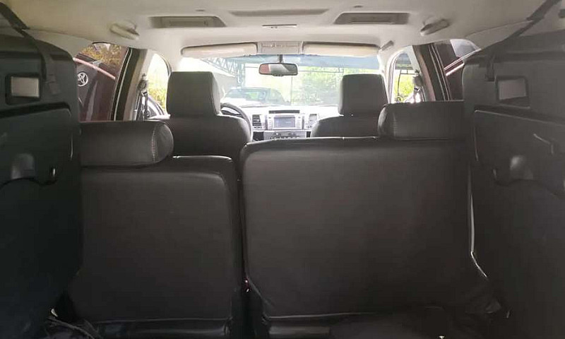 Toyota Fortuner 3000...