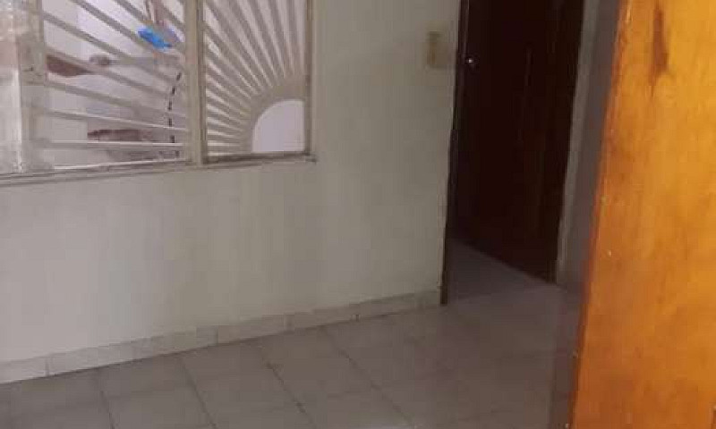 Arriendo Casa, Barri...