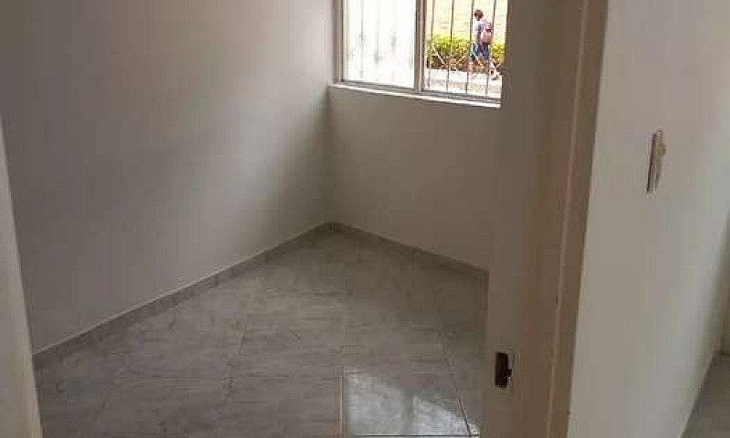 Vendo Casa De 3 Piso...