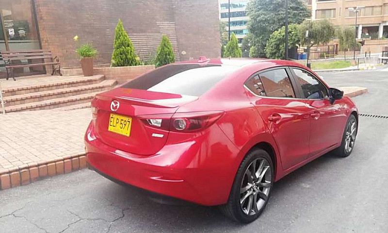 Mazda 3 Touring At...