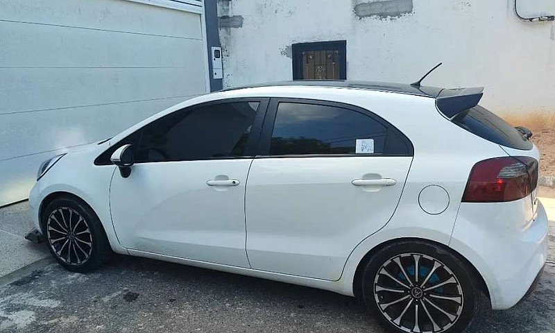 Kia Rio Space Modelo...