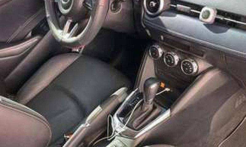 Mazda 2 Grand Tourin...
