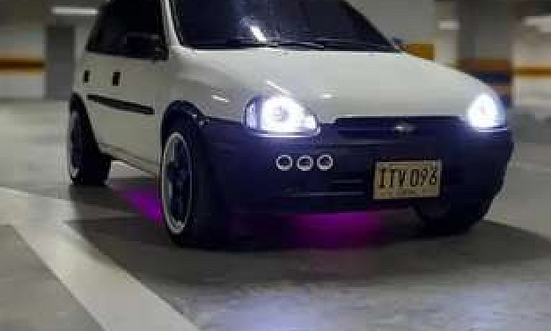 Chevrolet Corsa...