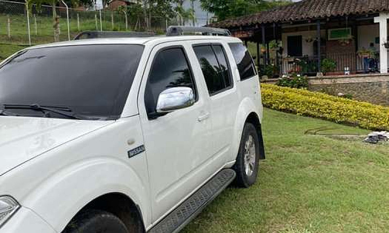 Vendo Camioneta Fami...