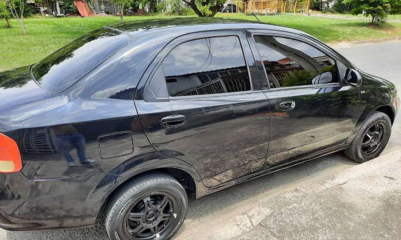 Chevrolet Aveo Sedan...