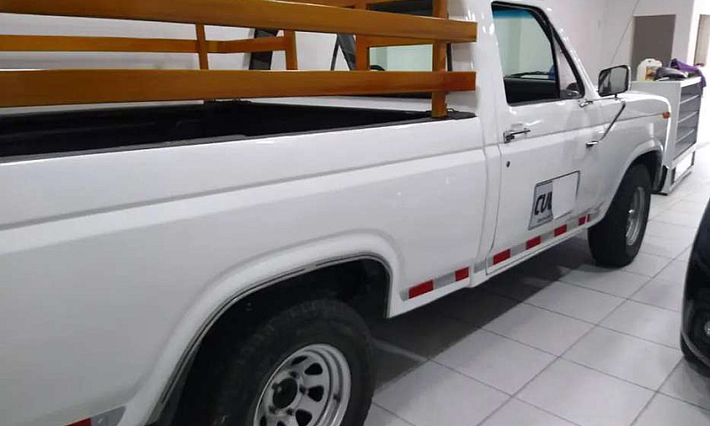 Ford F-150 Platón Ga...