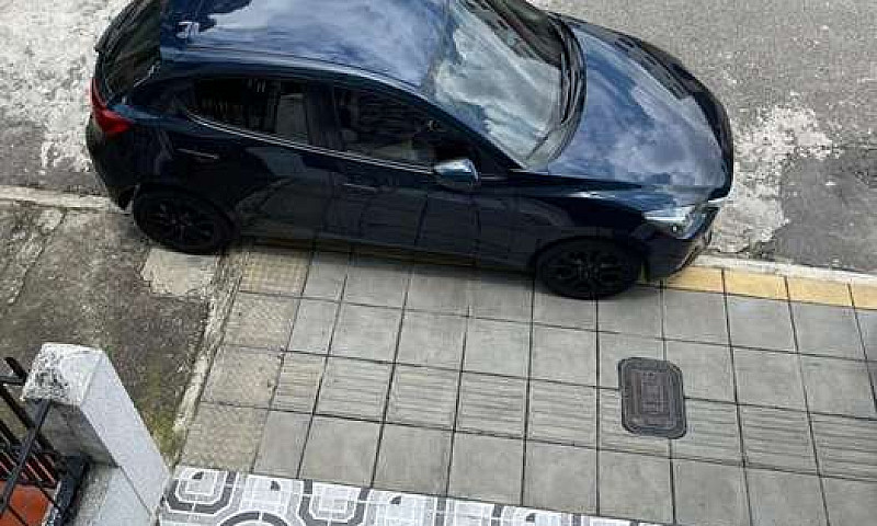 Se Vende Mazda 2 Gra...