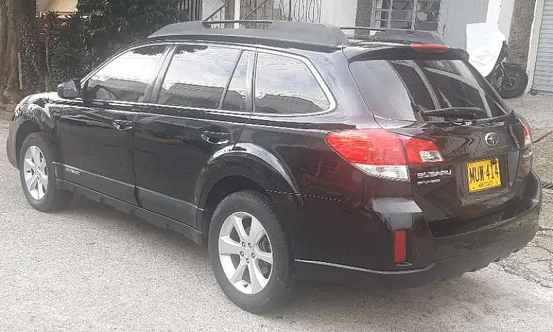 Subaru Outback 3.6...