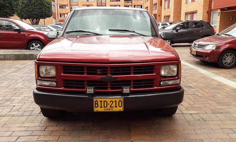 Chevrolet Cheyenne 1...