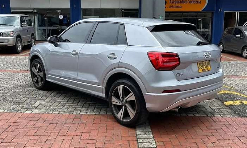 Audi Q2 Progressive ...