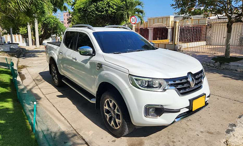 Renault Alaskan 2017...