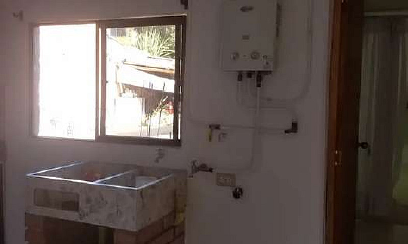 Arriendo Hermoso Cas...