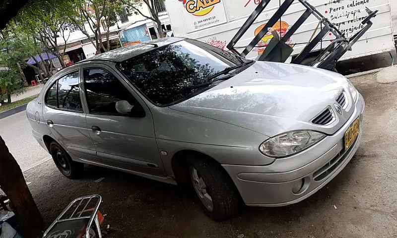 Se Vende Un Renault ...